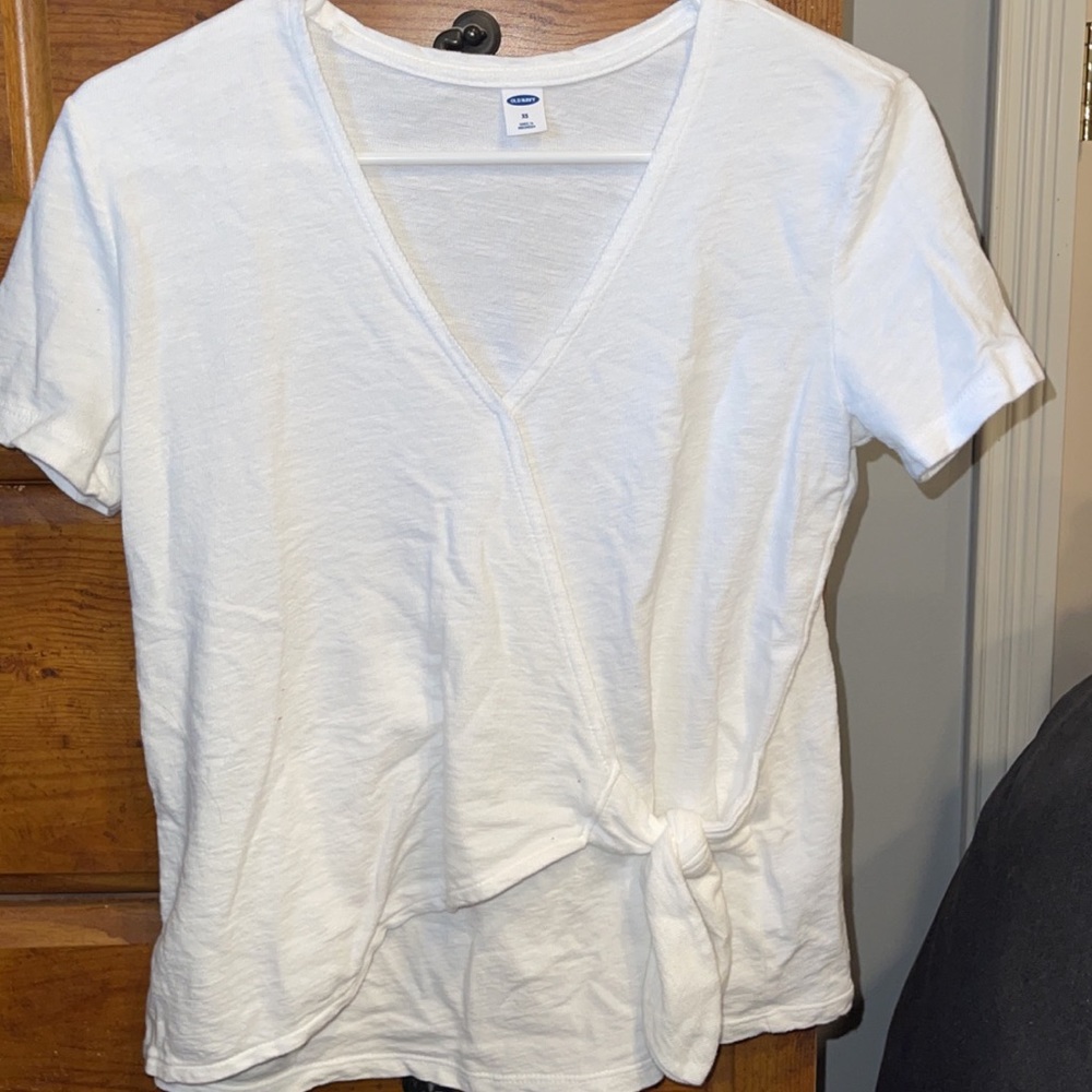 white top! - Picture 2 of 2